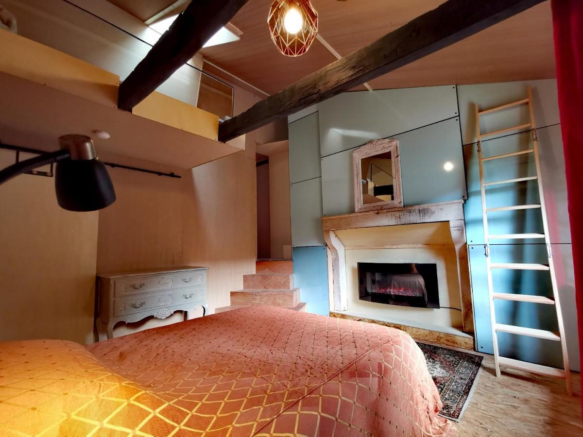 Chambres Des Forges Cellefrouin エクステリア 写真