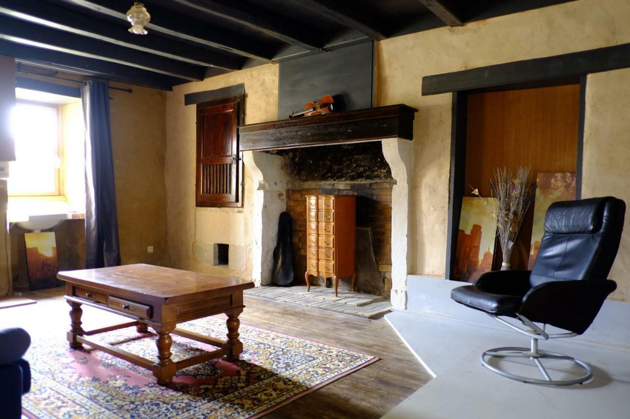 Chambres Des Forges Cellefrouin エクステリア 写真