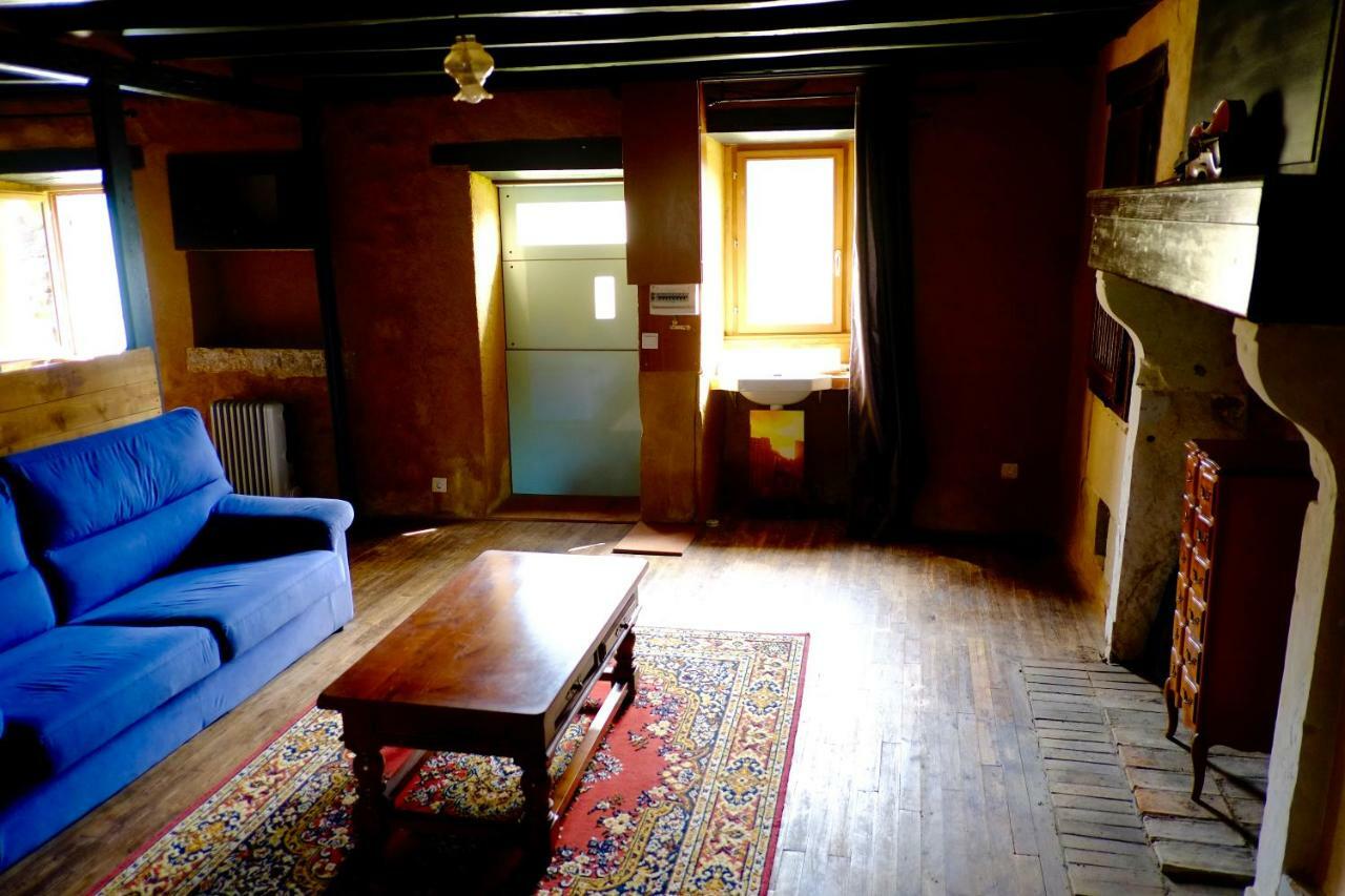 Chambres Des Forges Cellefrouin エクステリア 写真